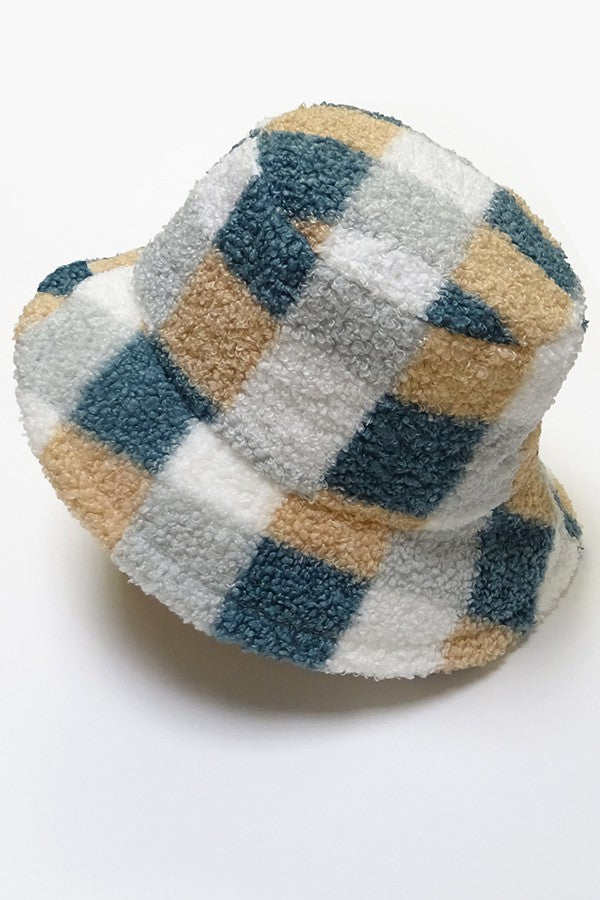 COLOR BLOCK PLUSH BUCKET HAT - Image 8